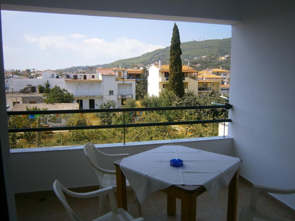 Pansion Chrisa Hotel Skiathos Town Ngoại thất bức ảnh