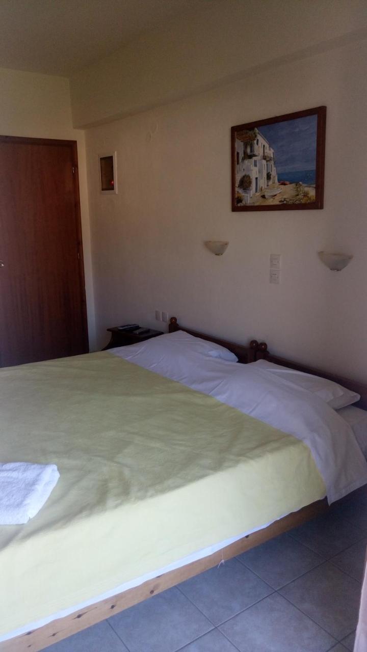 Pansion Chrisa Hotel Skiathos Town Ngoại thất bức ảnh